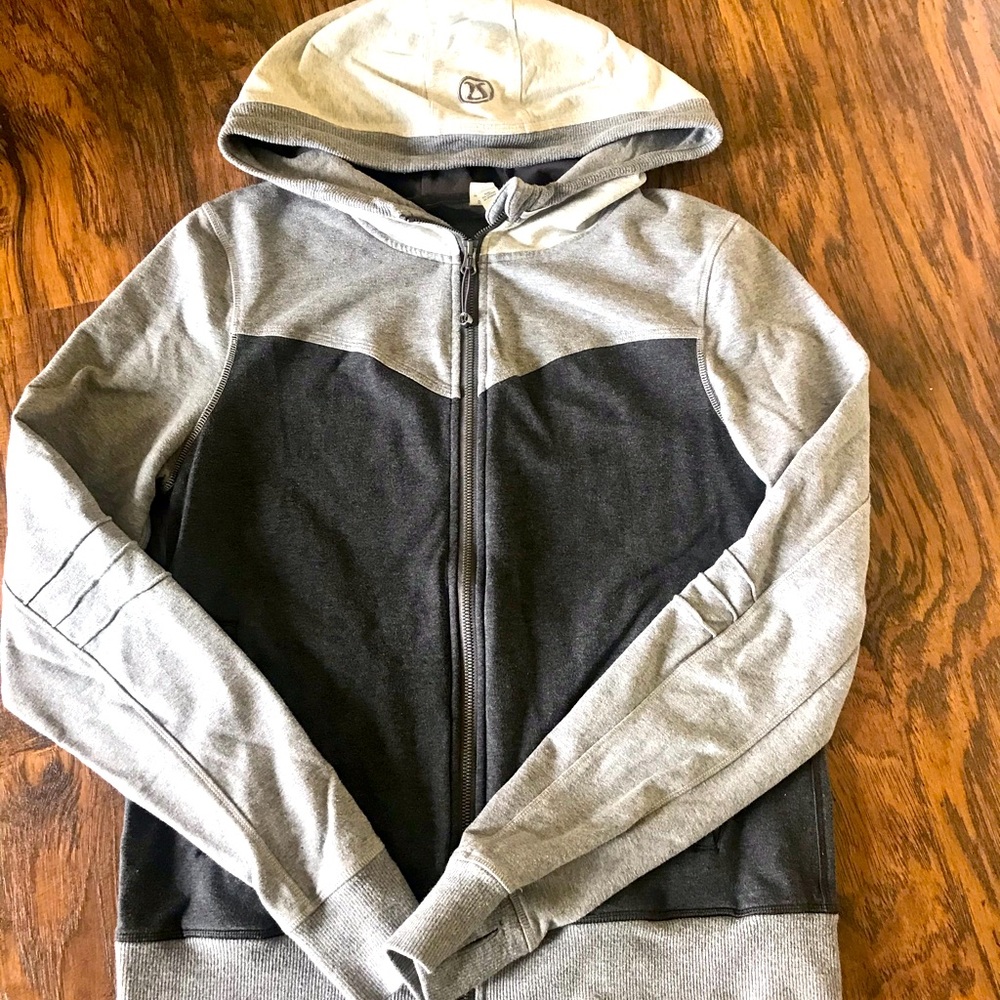 LuLuLemon Sweatshirt